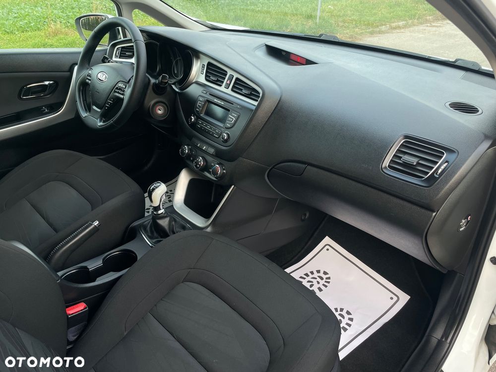Kia Ceed 1.4 CVVT Attract - 15