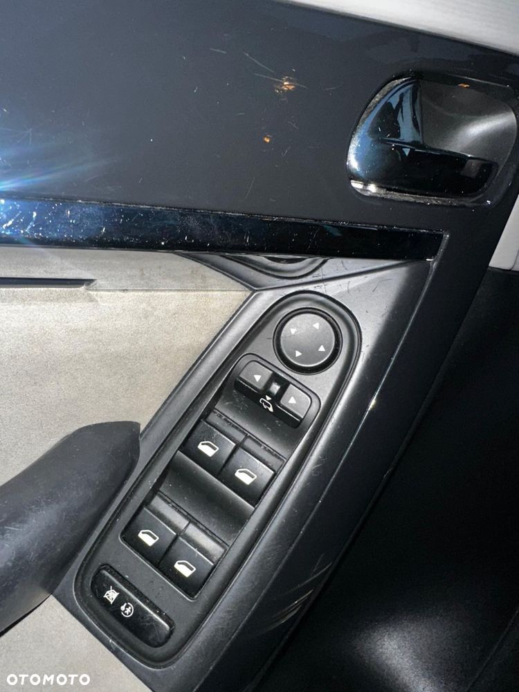 Citroën C4 Grand Picasso 2.0 HDi Impress Exclusive - 28