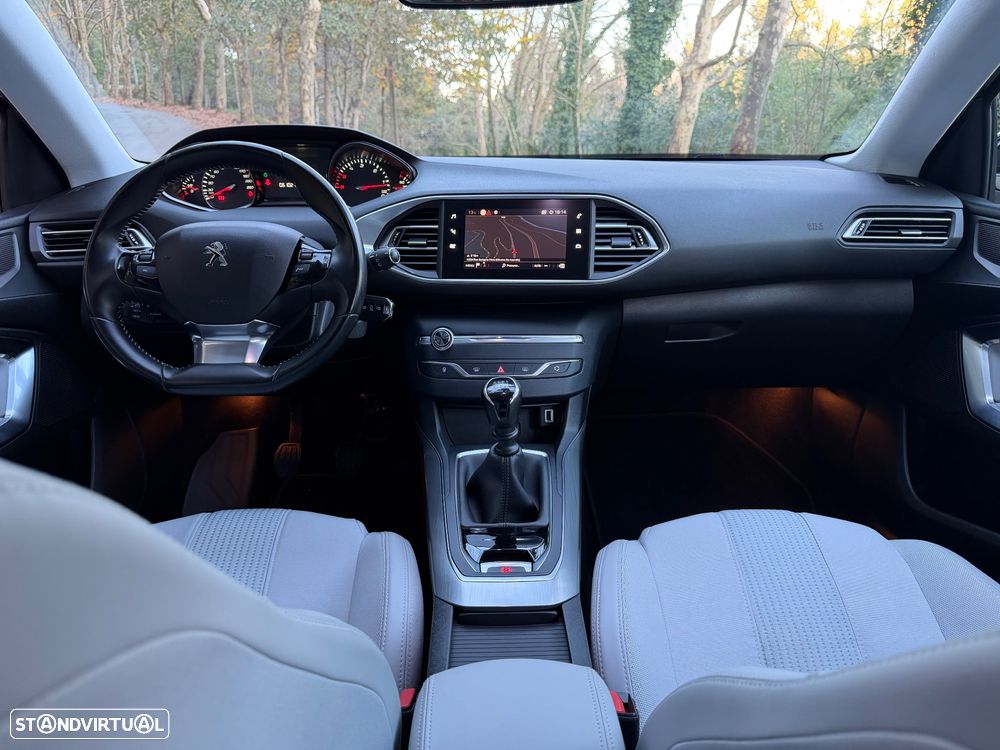 Peugeot 308 SW 1.5 BlueHDi Allure - 10