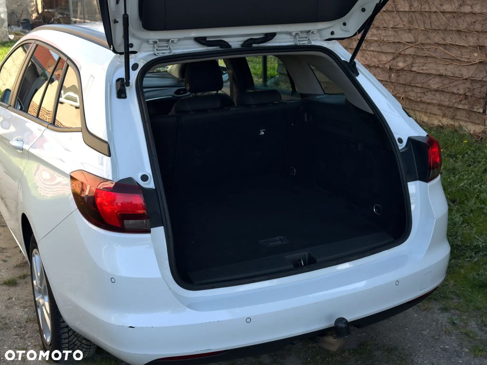 Opel Astra 1.6 CDTI Dynamic S&S - 12