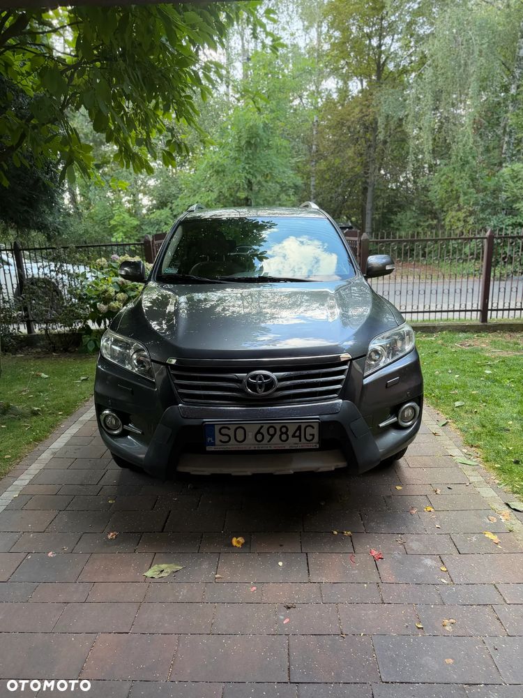 Toyota Rav4 2011 photo 2