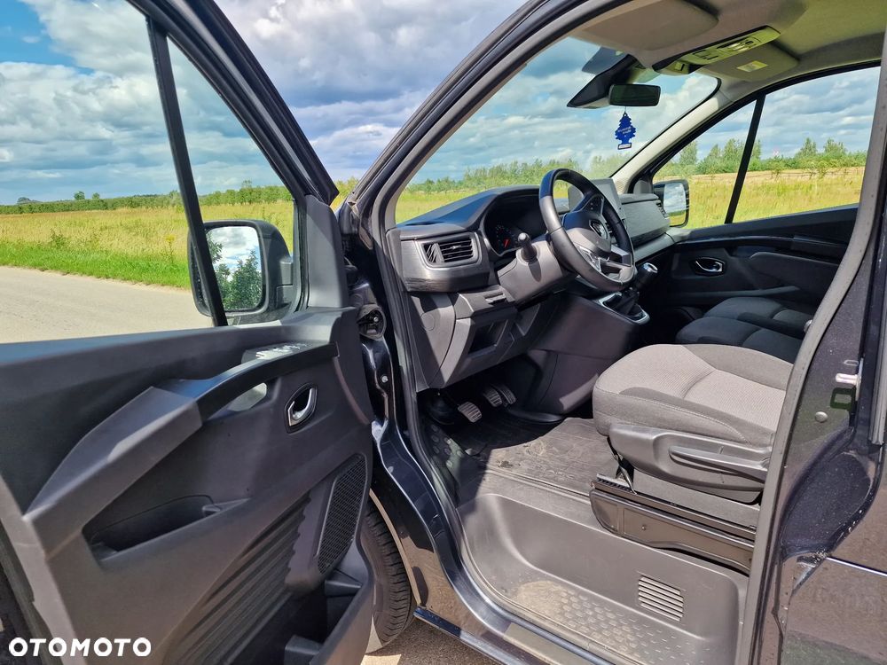 Renault Trafic 2.0 dCi - 7