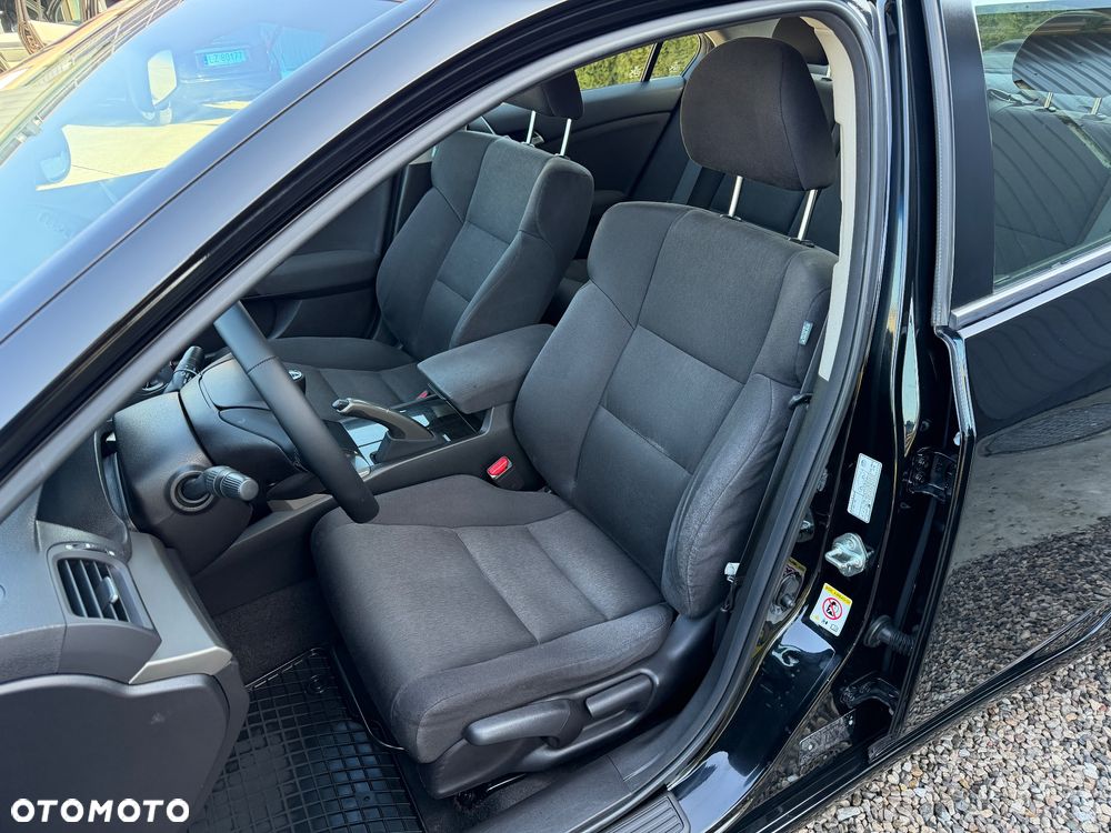 Honda Accord 2.0 Lifestyle - 19