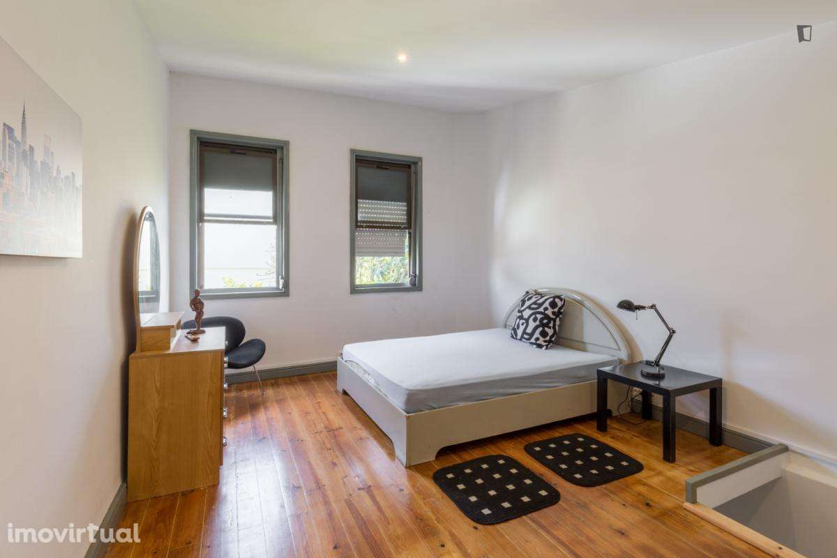 Casa com 1 quartos - localizado em Paranhos Porto - Grande imagem: 2/16