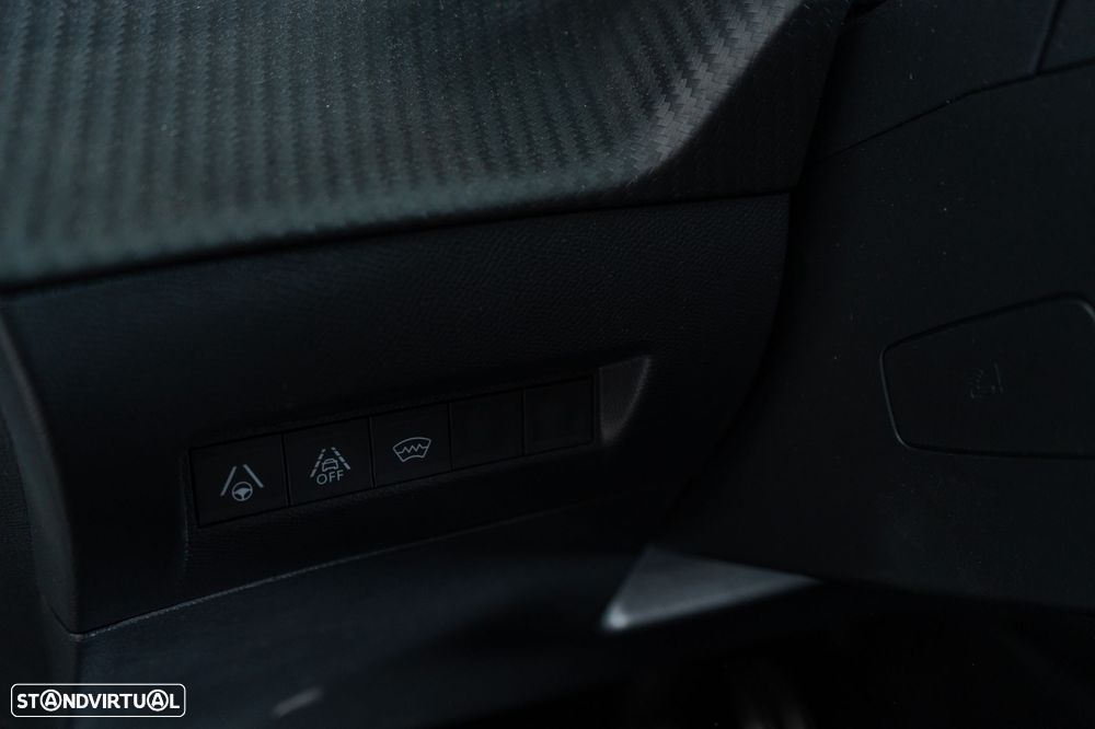 Peugeot e-2008 50 kWh GT Pack - 24