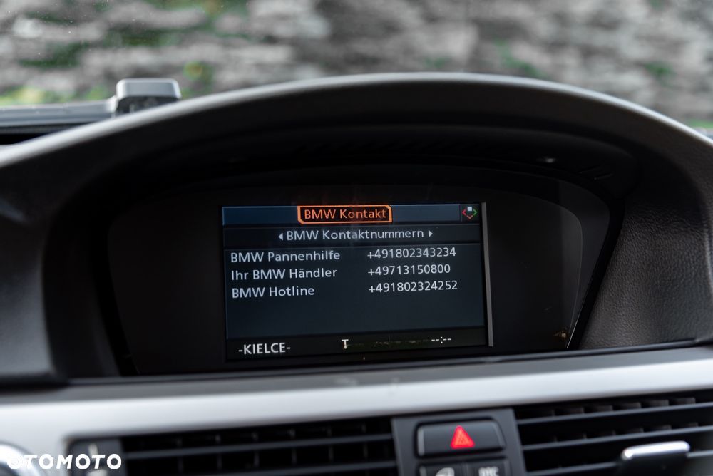 BMW Seria 3 325i - 32