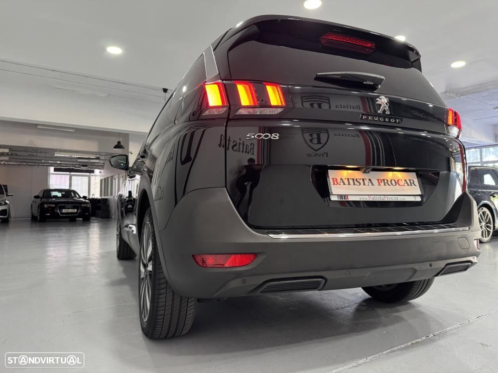 Peugeot 5008 1.6 HDi Allure J18 - 18