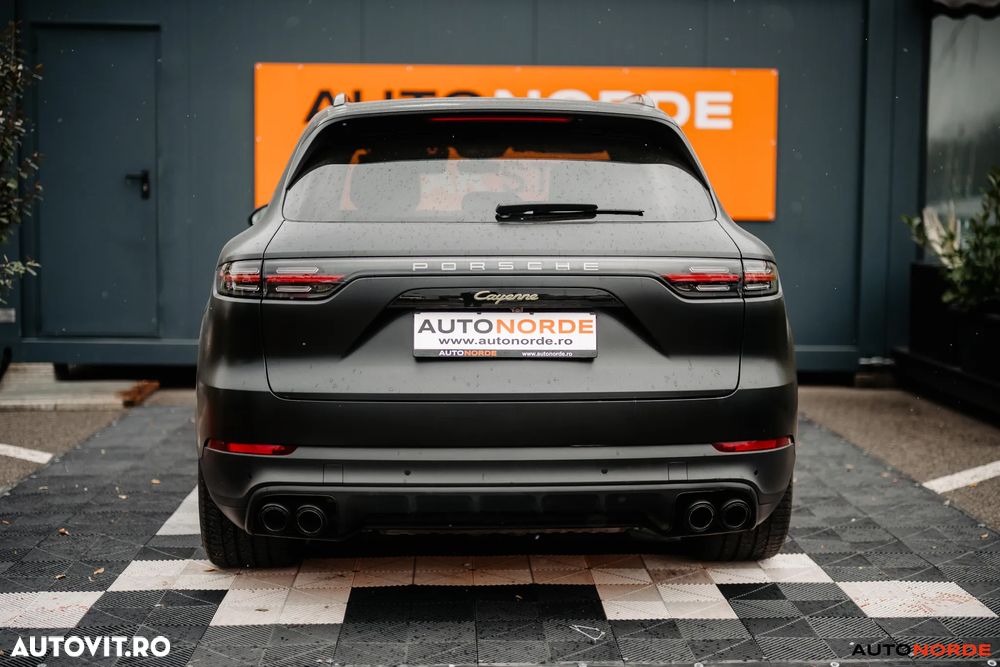 Porsche Cayenne E-Hybrid Tiptronic S - 8