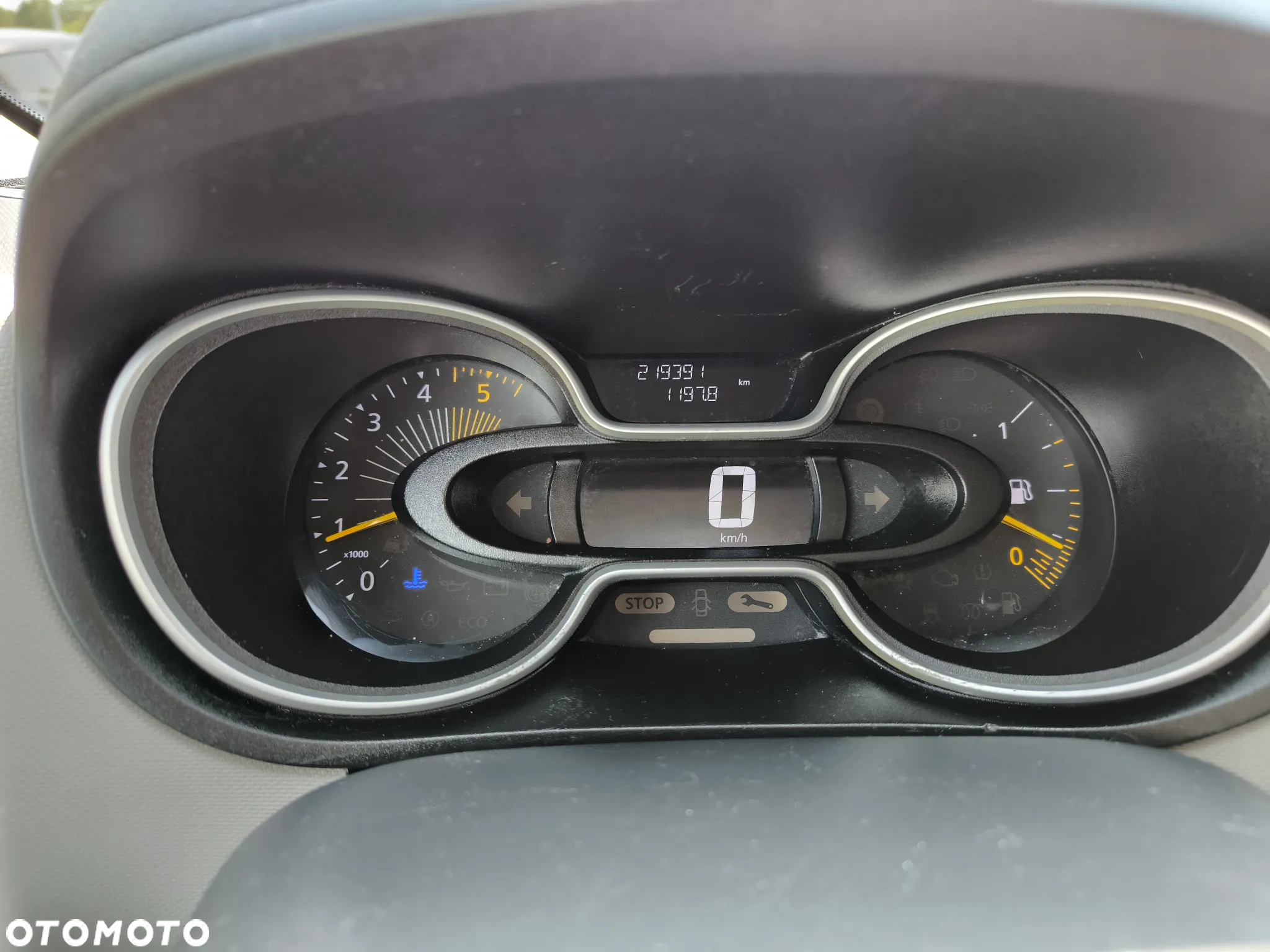 Renault Trafic - 18
