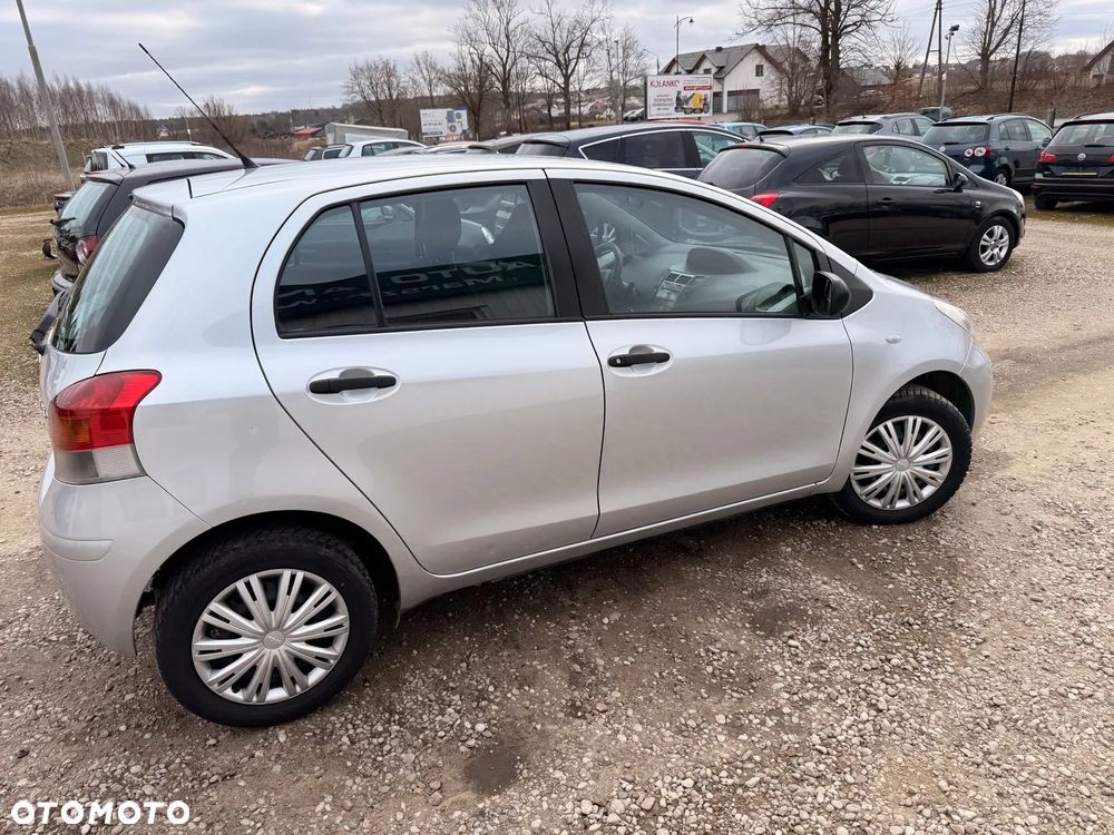 Toyota Yaris 1.4 D-4D Luna - 8