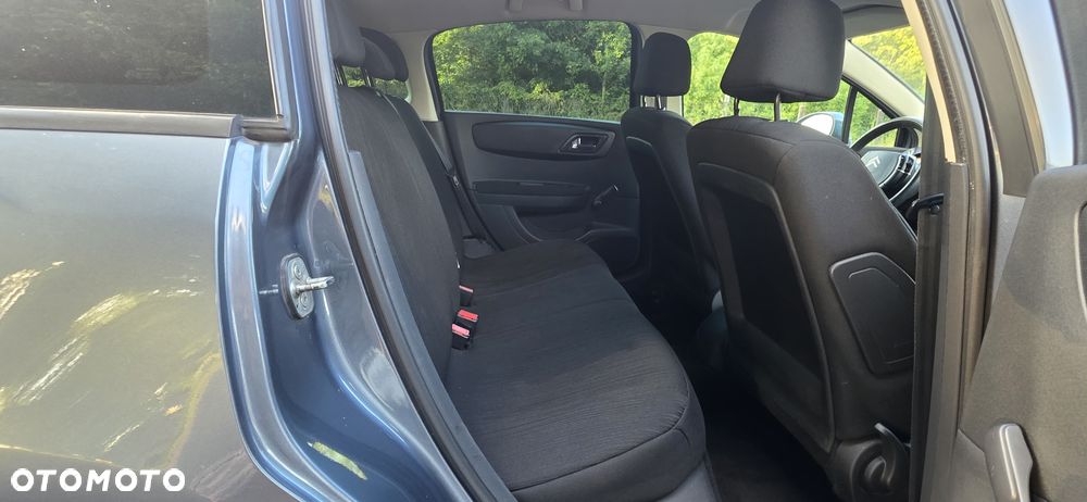 Citroën C4 1.4 16V Magic - 11