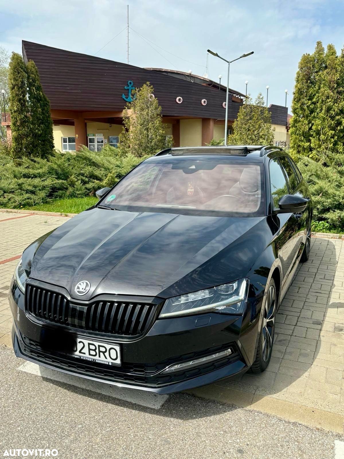 Skoda Superb 2.0 TDI DSG Sportline - 1