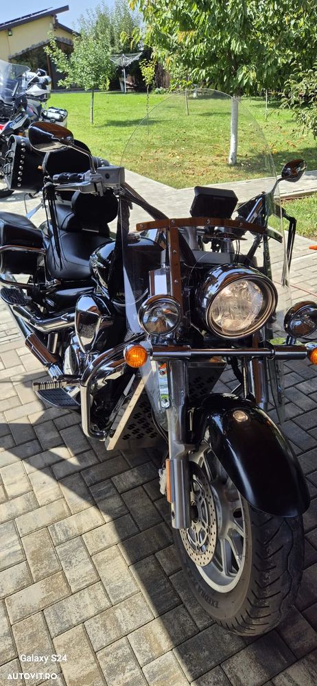 Suzuki Boulevard C109R - 8