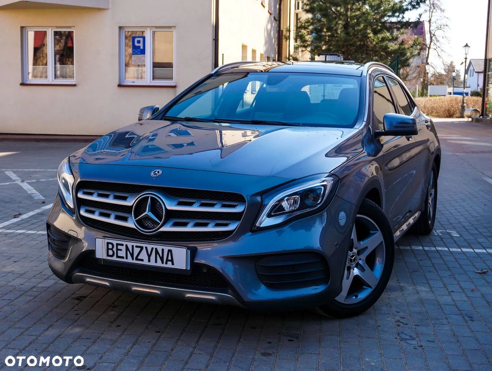 Mercedes-Benz GLA 200 7G-DCT AMG Line - 12