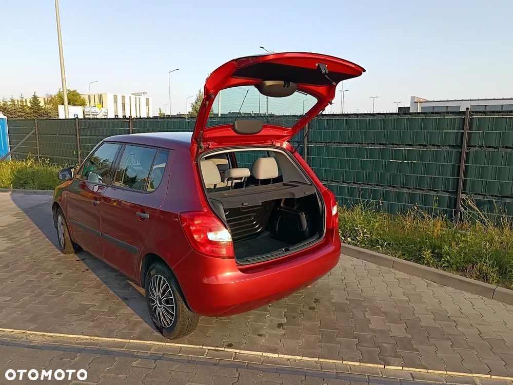 Skoda Fabia 1.2 HTP Classic - 8