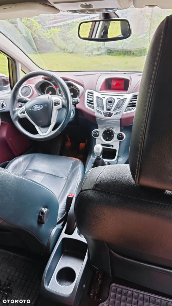 Ford Fiesta 1.25 Titanium - 11