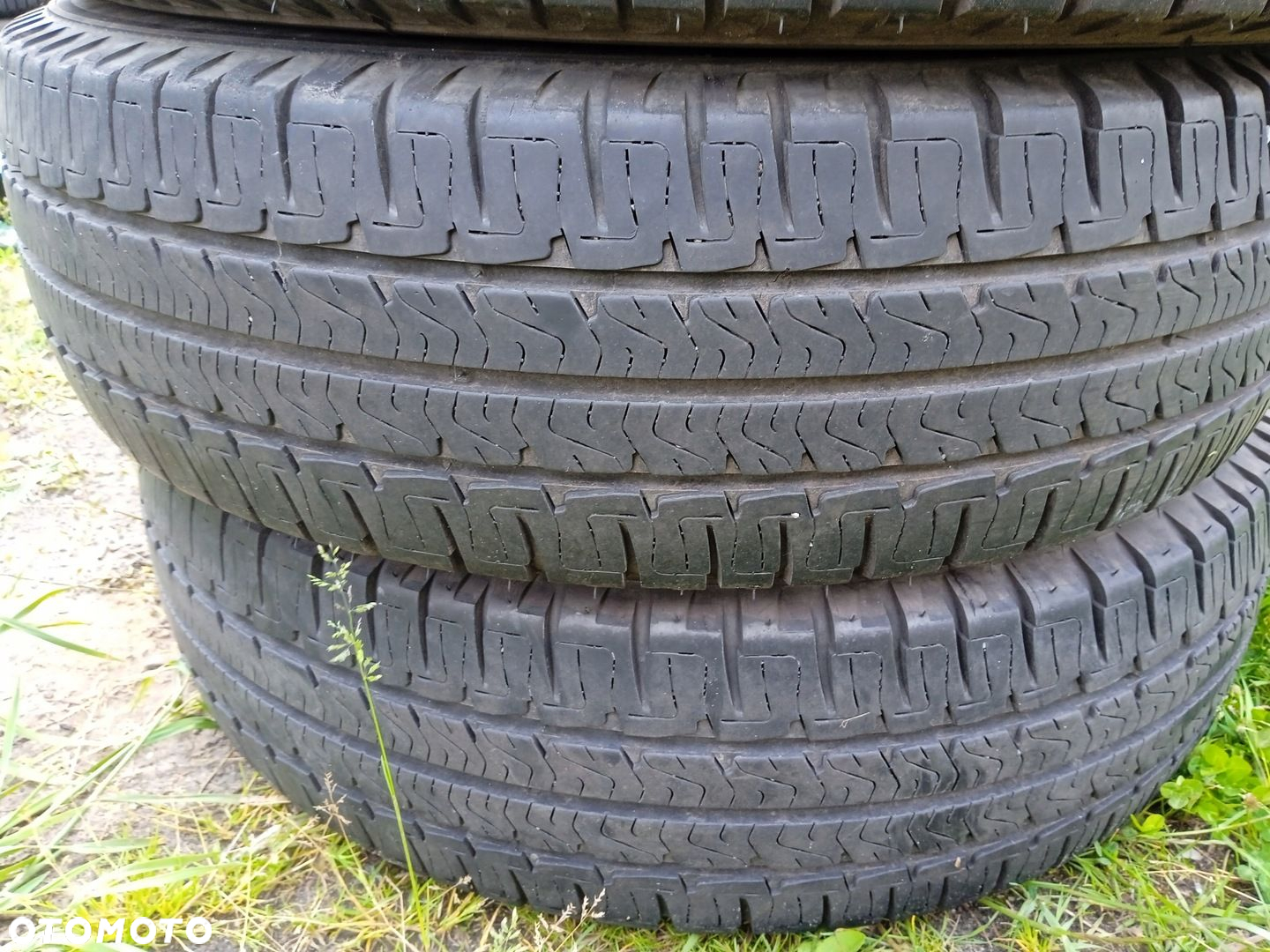 opony letnie Michelin Agilis Camping 225/75 R16 CP 116Q 2018r 7mm - 3