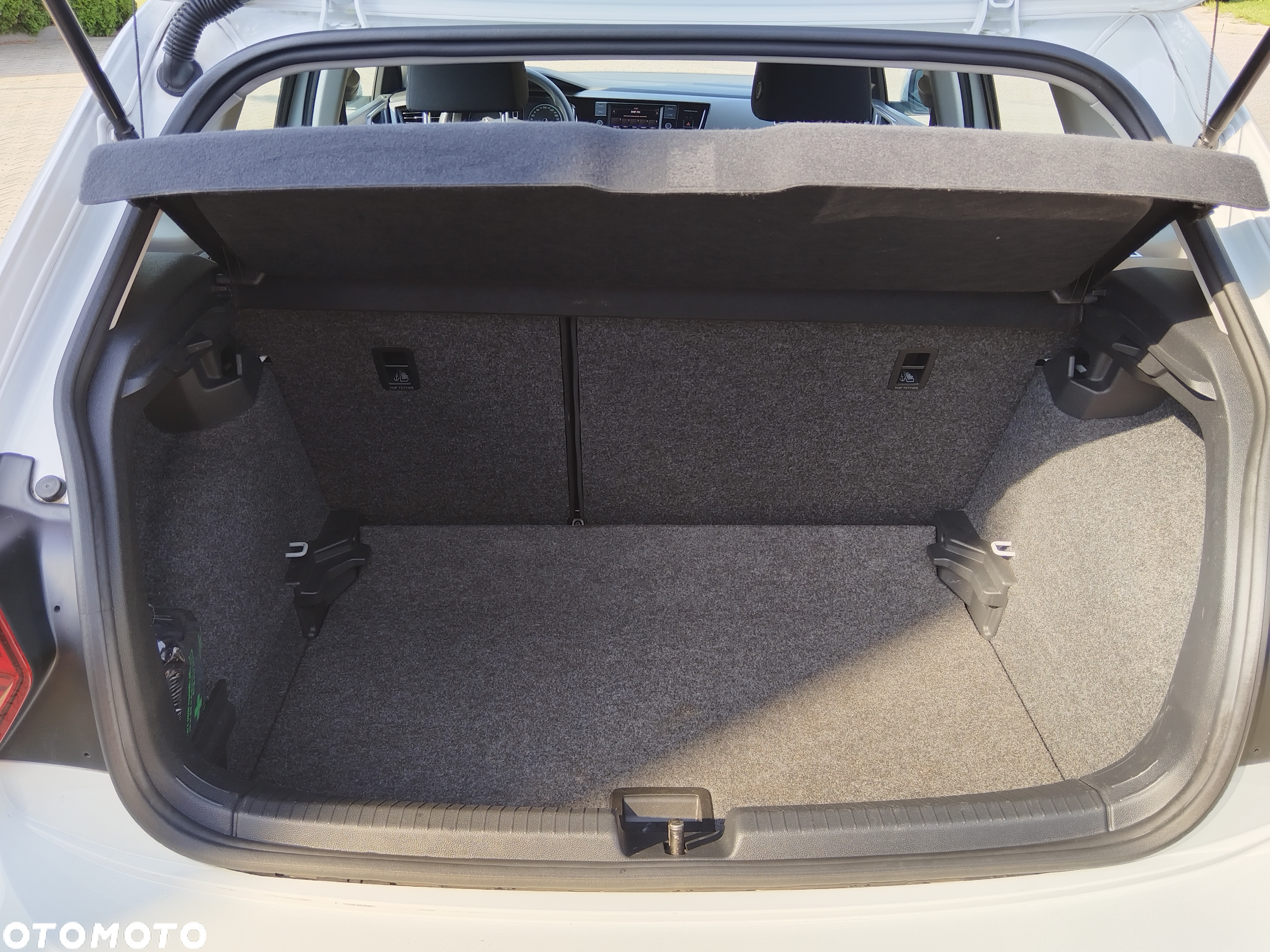 Volkswagen Polo 1.6 TDI SCR Comfortline - 14