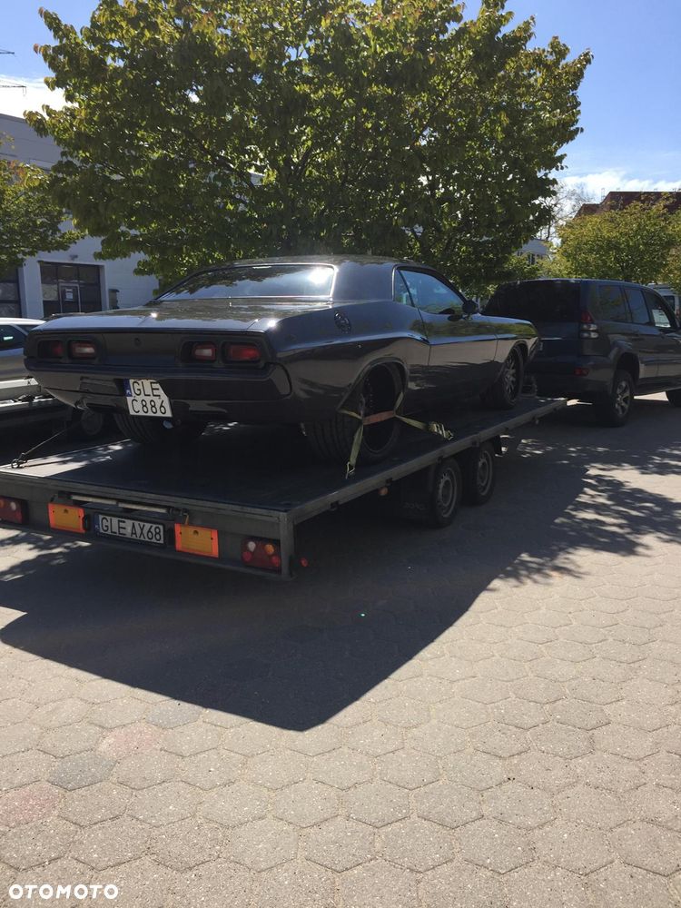 Dodge Challenger - 19