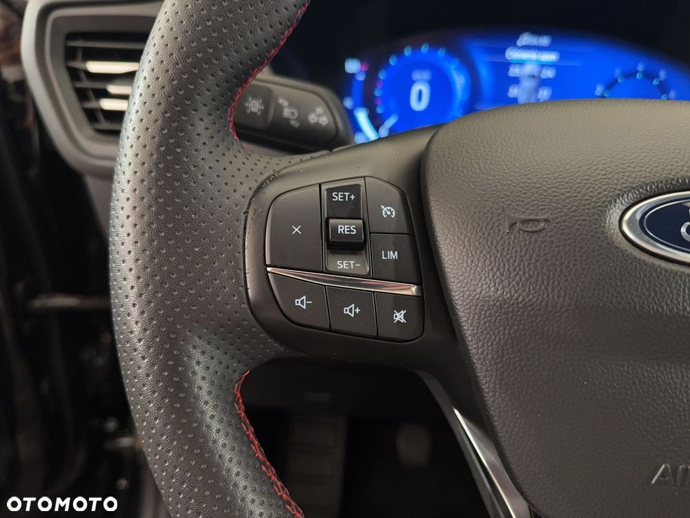 Ford Kuga - 19