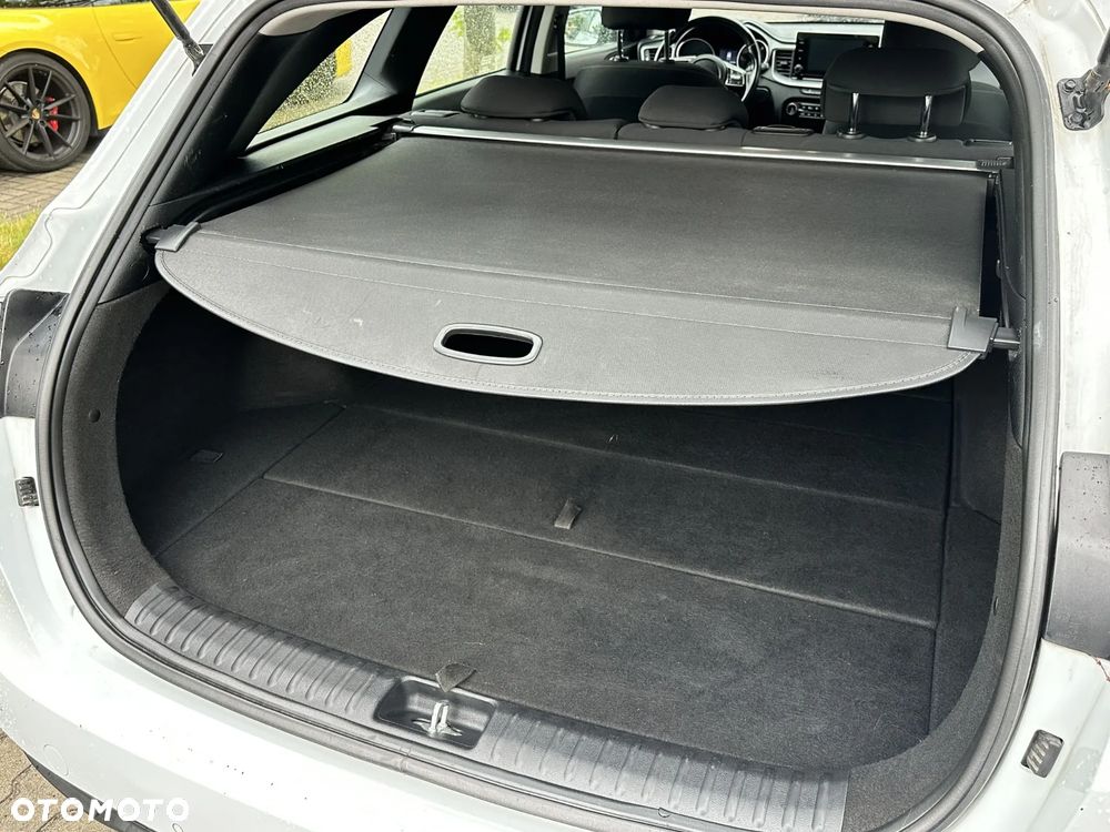Kia Ceed 1.0 T-GDI M - 11