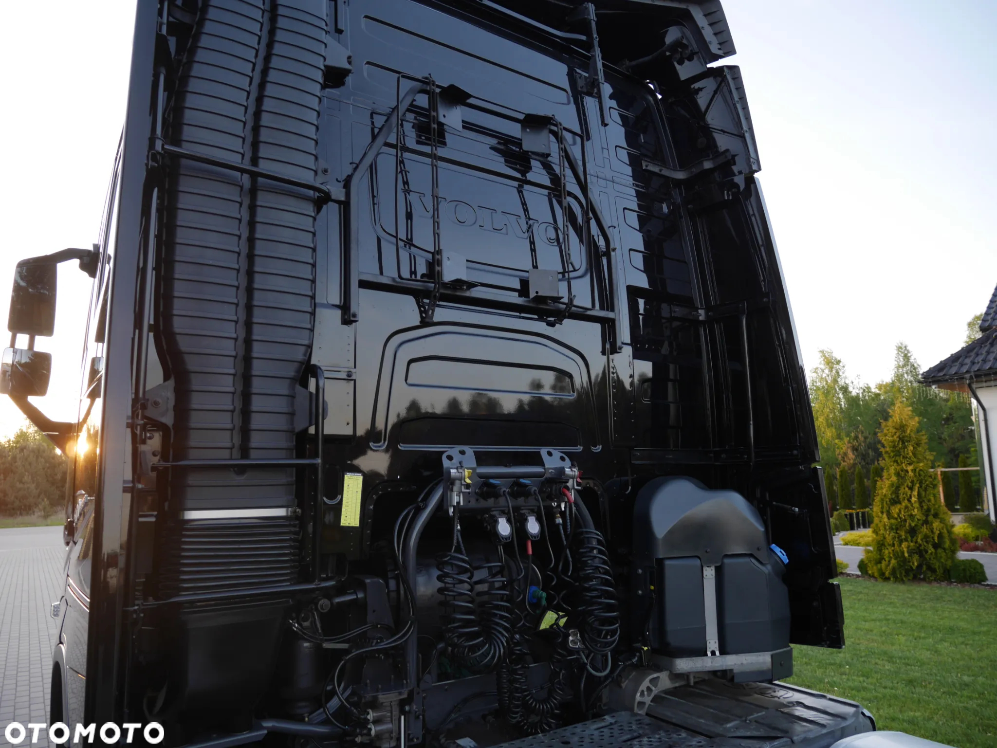 Volvo FH 4/ 500KM/ LOW-DECK/MEGA/ EURO-6/ KLIMA POSTOJOWA - 14