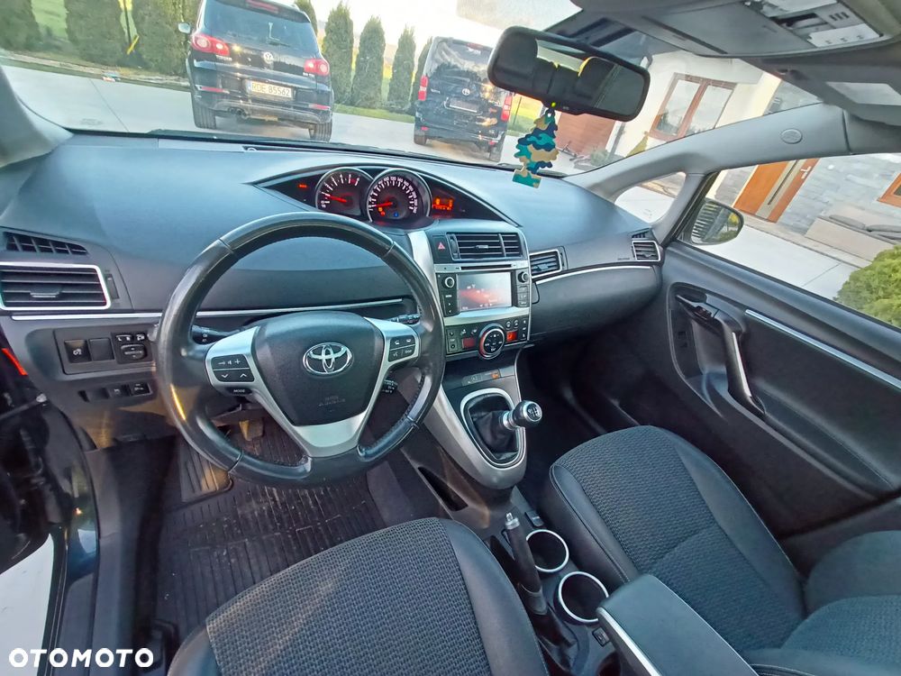 Toyota Verso 1.6 D-4D 5-Sitzer Start/Stop Edition S+ - 8
