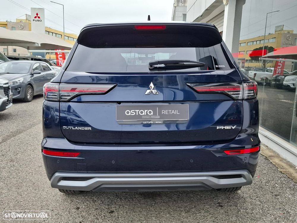 Mitsubishi Outlander 2.4 PHEV Intense - 6