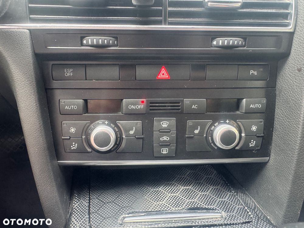 Audi A6 Avant 2.7 TDI DPF quattro tiptronic - 24