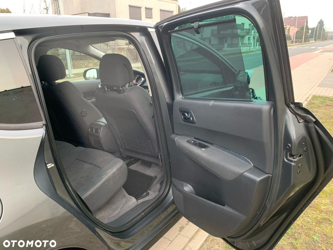 Peugeot 3008 e-HDi FAP 115 EGS6 Stop&Start Active - 29