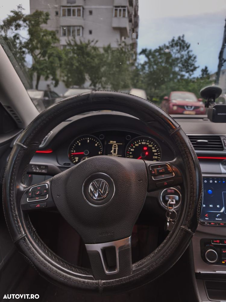 VOLKSWAGEN Passat 2011 — imagine 14