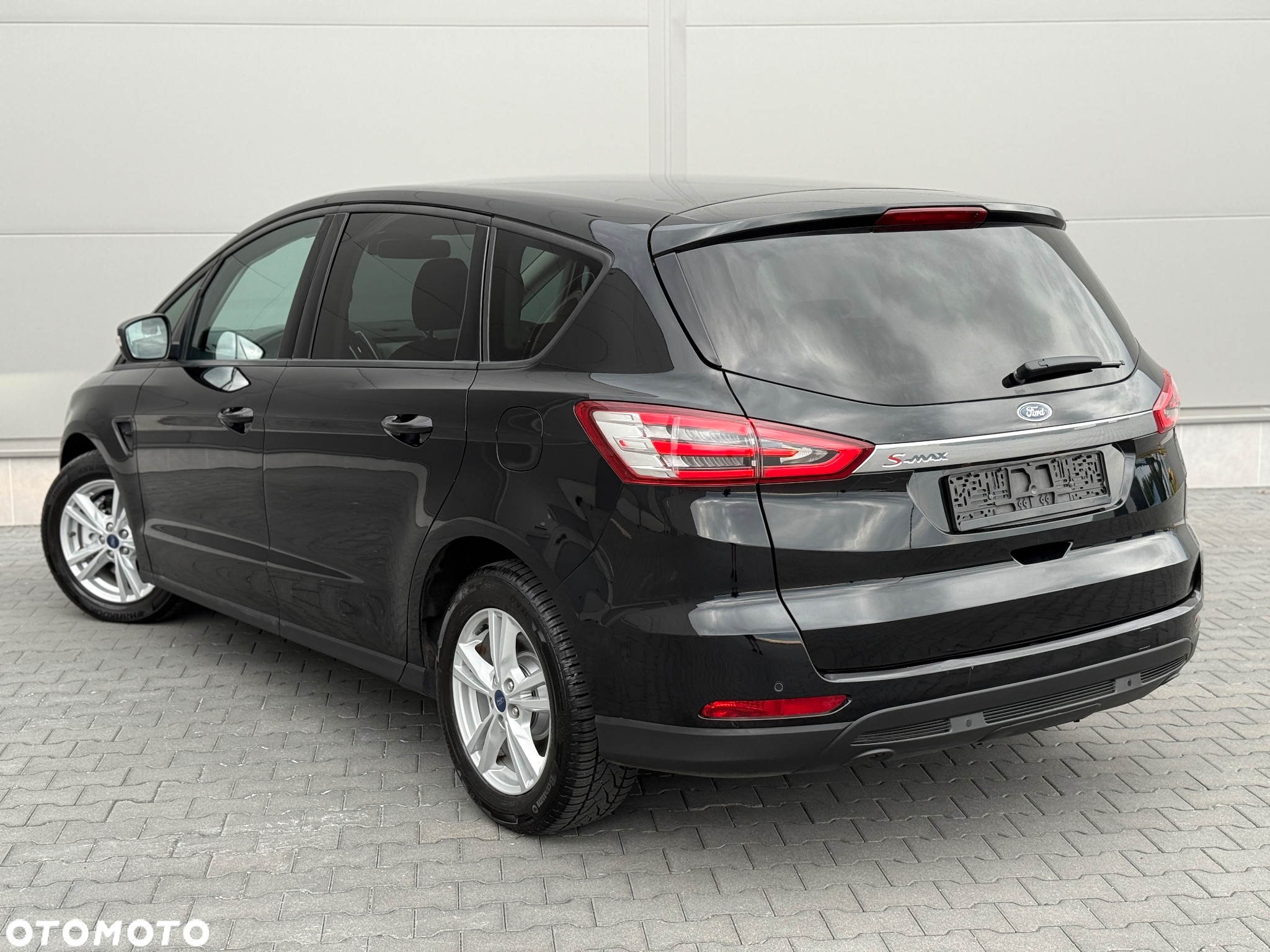 Ford S-Max - 8