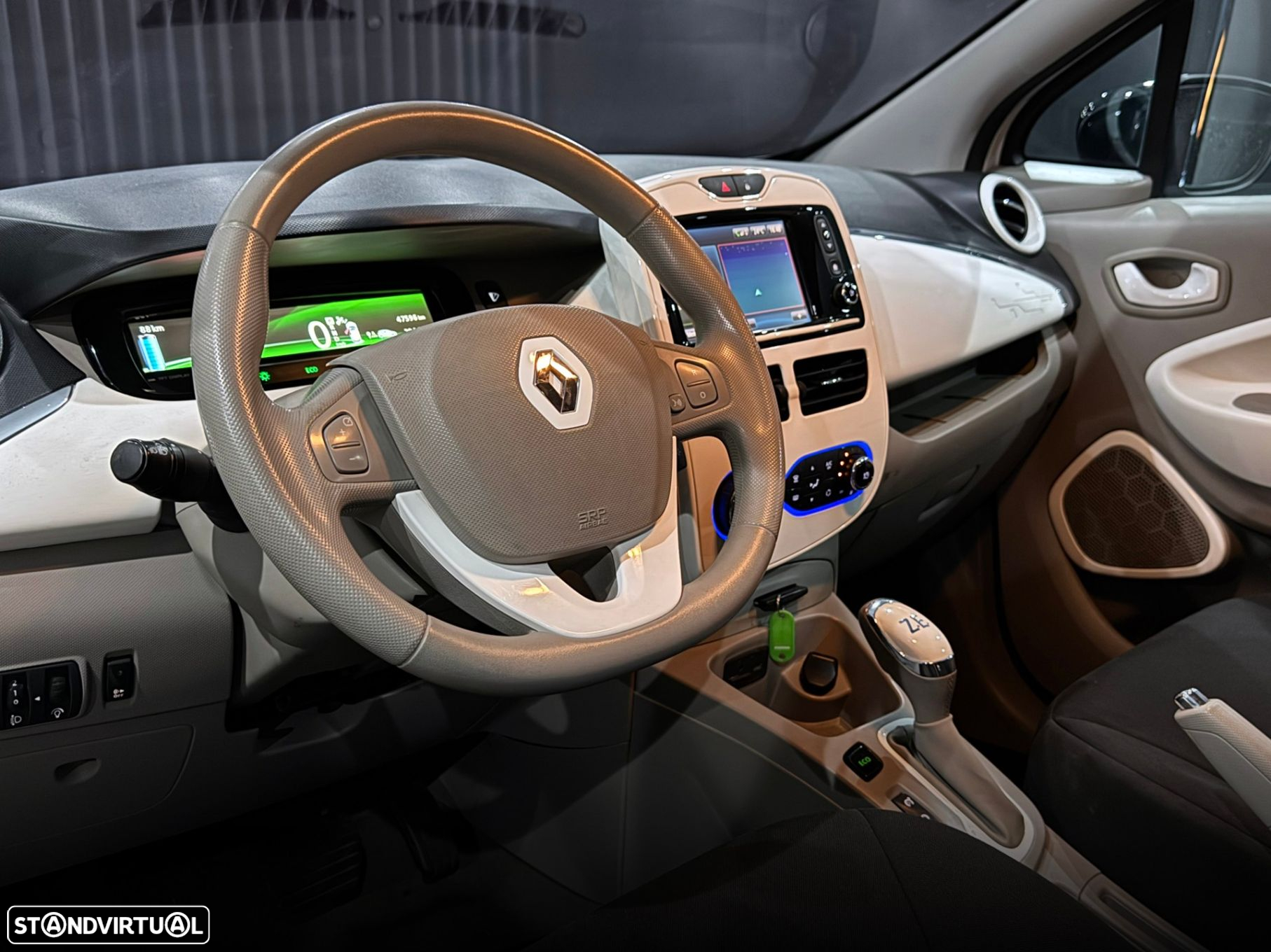Renault Zoe - 13