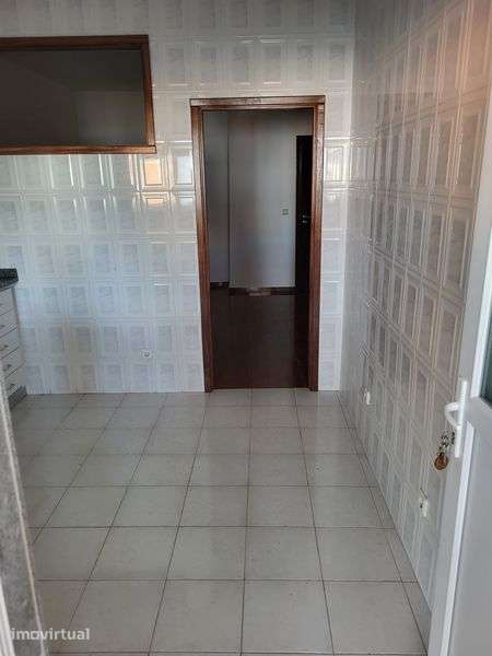 Arrendo casa T2 em vilar do Paraíso, Mafamude - Grande imagem: 4/10
