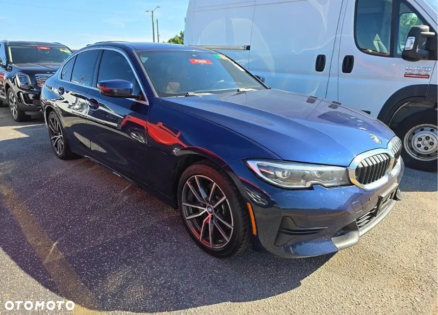 BMW Seria 3 330i xDrive M Sport - 1