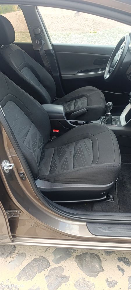 Kia Ceed 1.4 CVVT Attract - 10