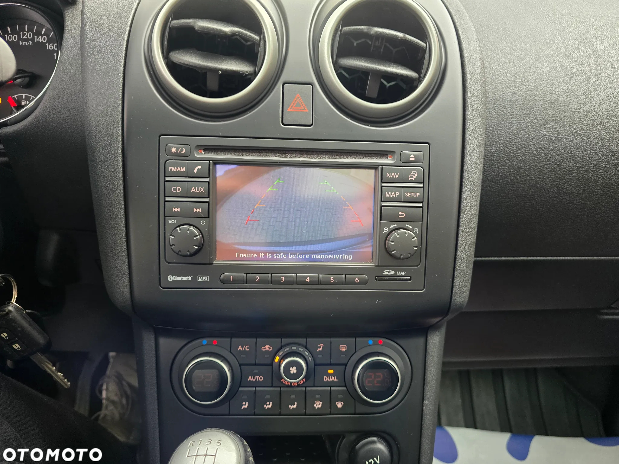 Nissan Qashqai 2.0 Visia - 29