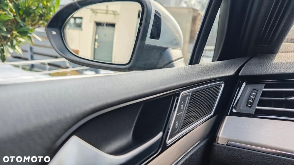 Volkswagen Passat 2.0 TDI BMT 4Mot Highline DSG - 27