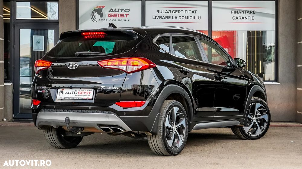 Hyundai Tucson 2.0 CRDI 2WD Style - 6