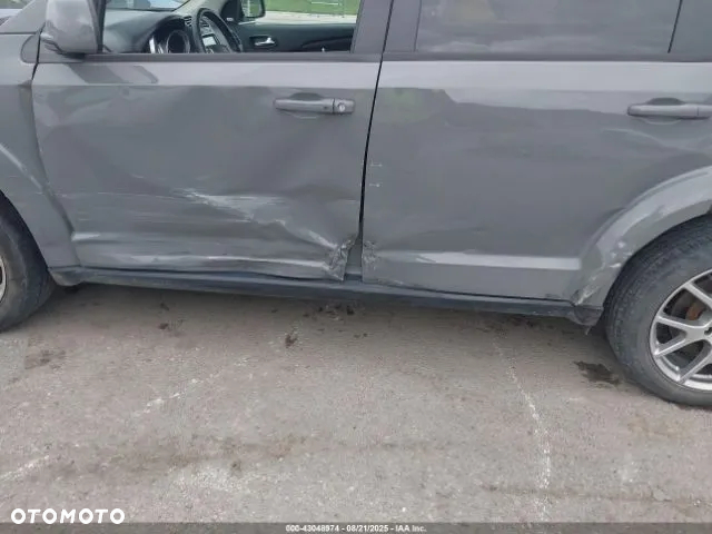 Dodge Journey - 8