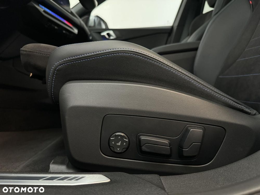 BMW Seria 1 - 21