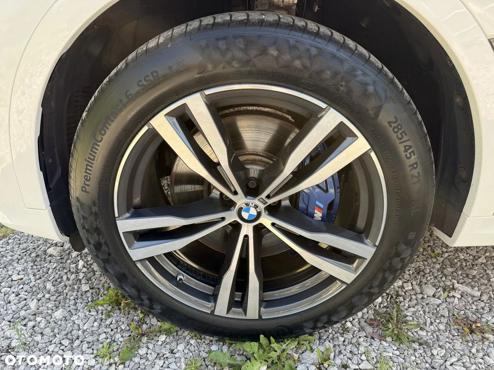BMW X7 xDrive40d mHEV - 22