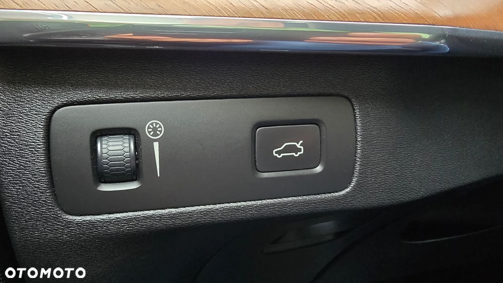 Volvo XC 90 D5 AWD Geartronic Inscription - 30