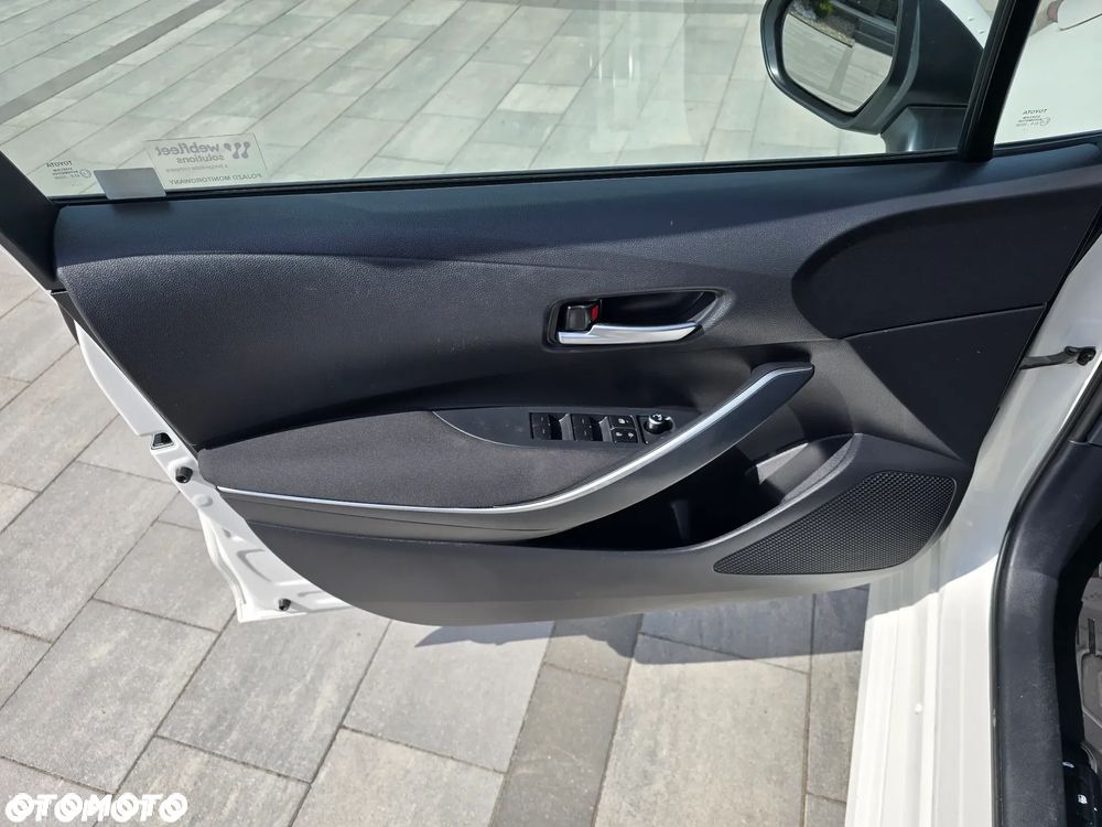 Toyota Corolla - 26