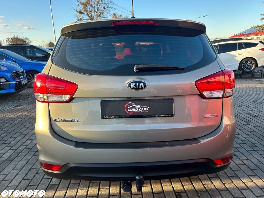 Kia Carens 1.6 GDI Attract - 7