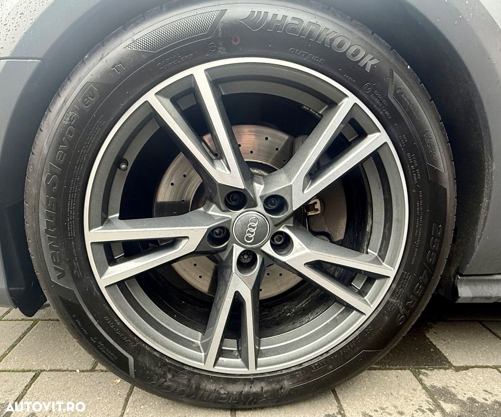 Audi A6 Allroad - 24