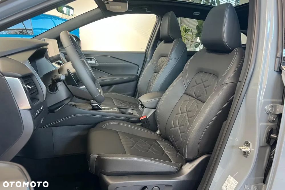 Nissan Qashqai 1.3 DIG-T MHEV Tekna+ Xtronic - 26