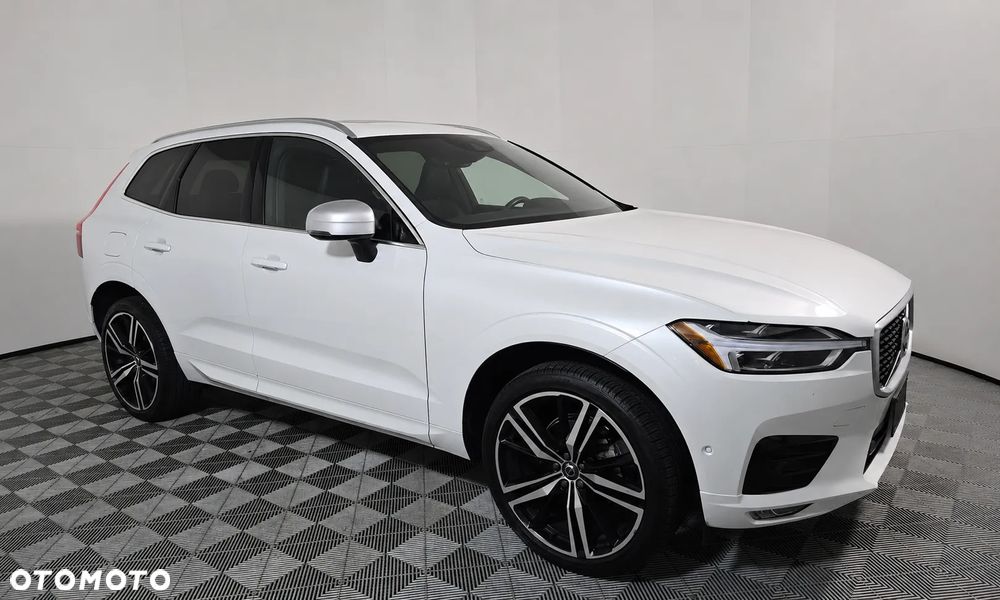 Volvo XC 60 T5 R-Design - 4