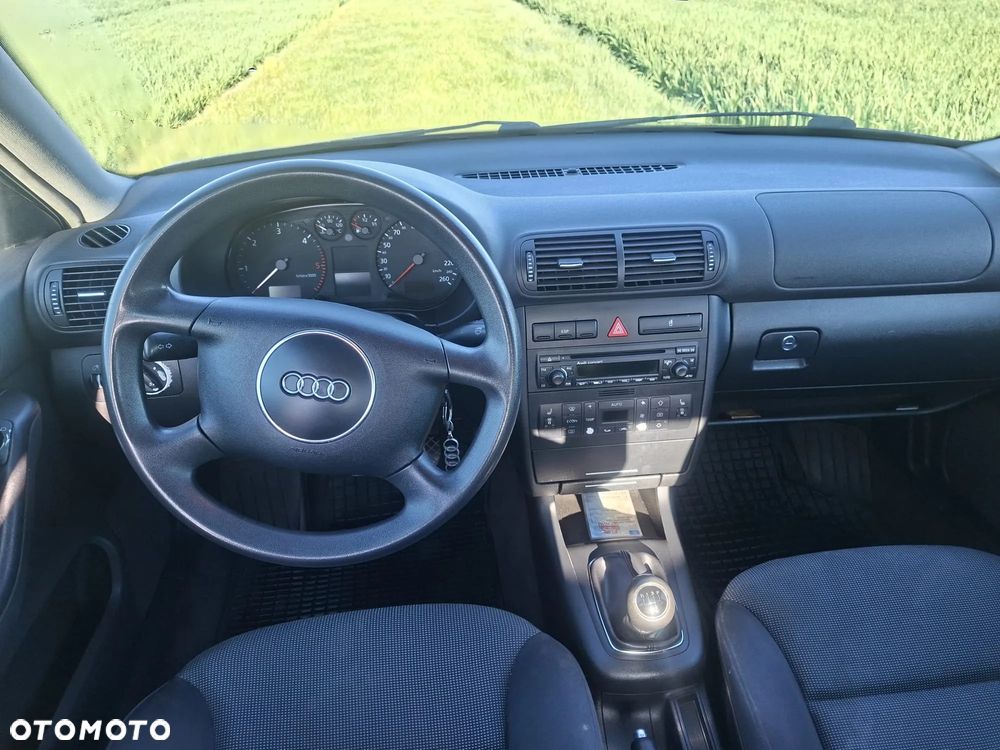 Audi A3 Sportback 1.9 TDI Ambition - 10