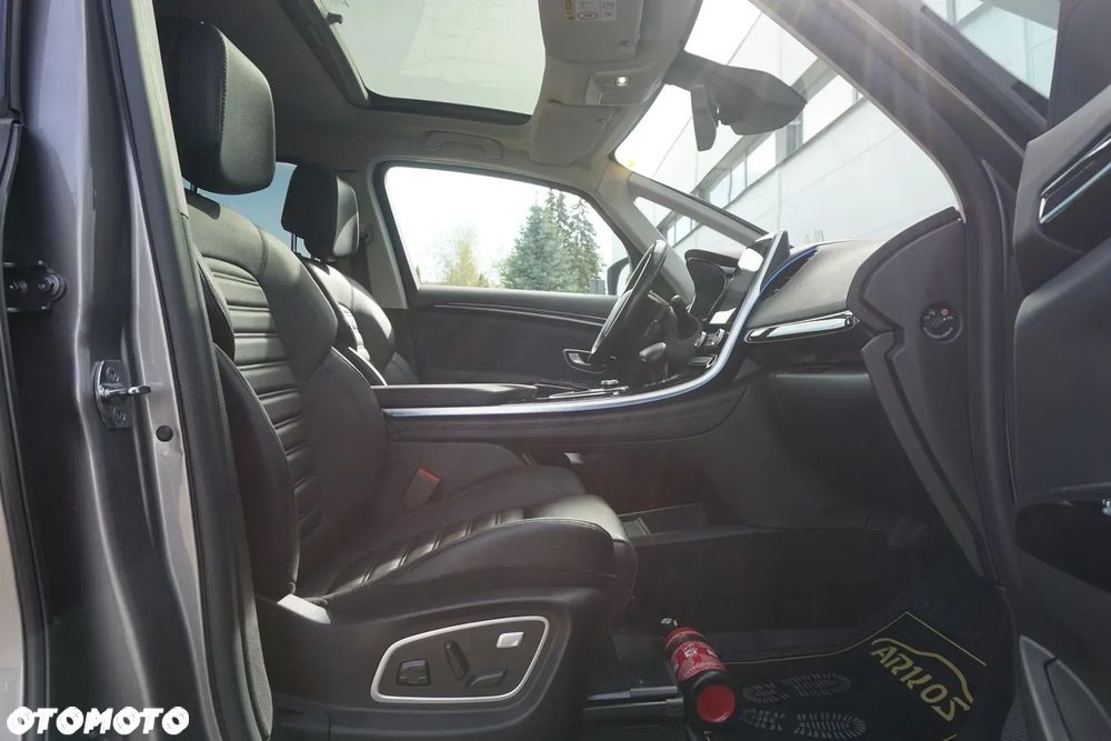 Renault Espace BLUE dCi 160 EDC BUSINESS EDITION - 32